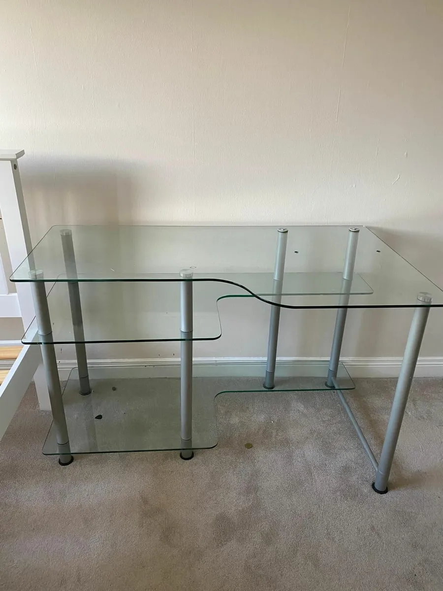 Glass computer desk - Image 2
