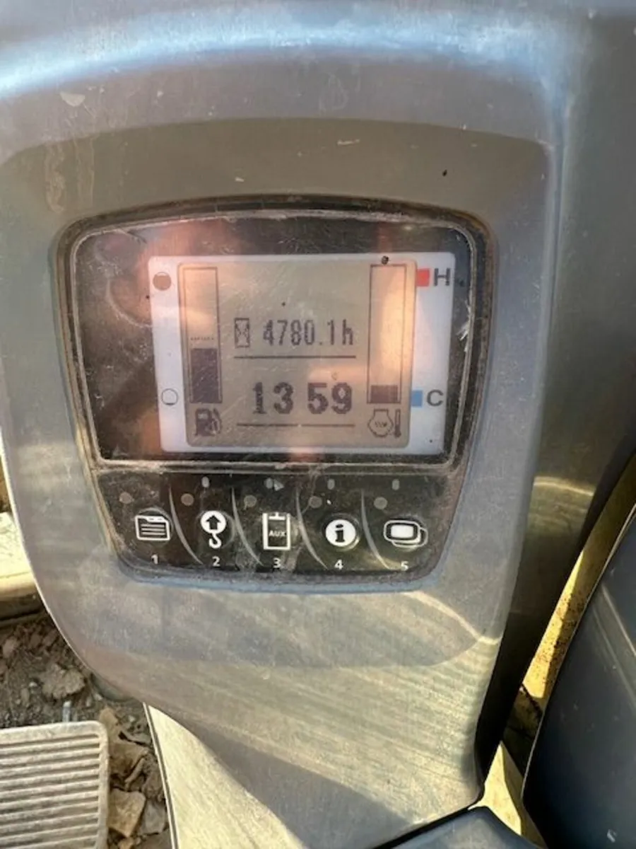 Kubota KX080-4 2018 8T - Image 3