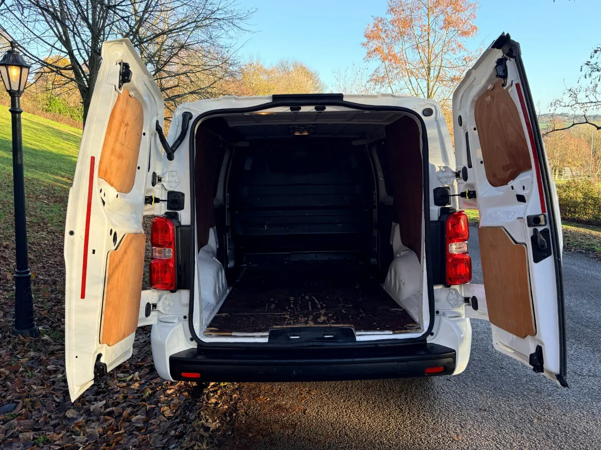 2020 Vauxhall Vivaro Panel Van - Image 3