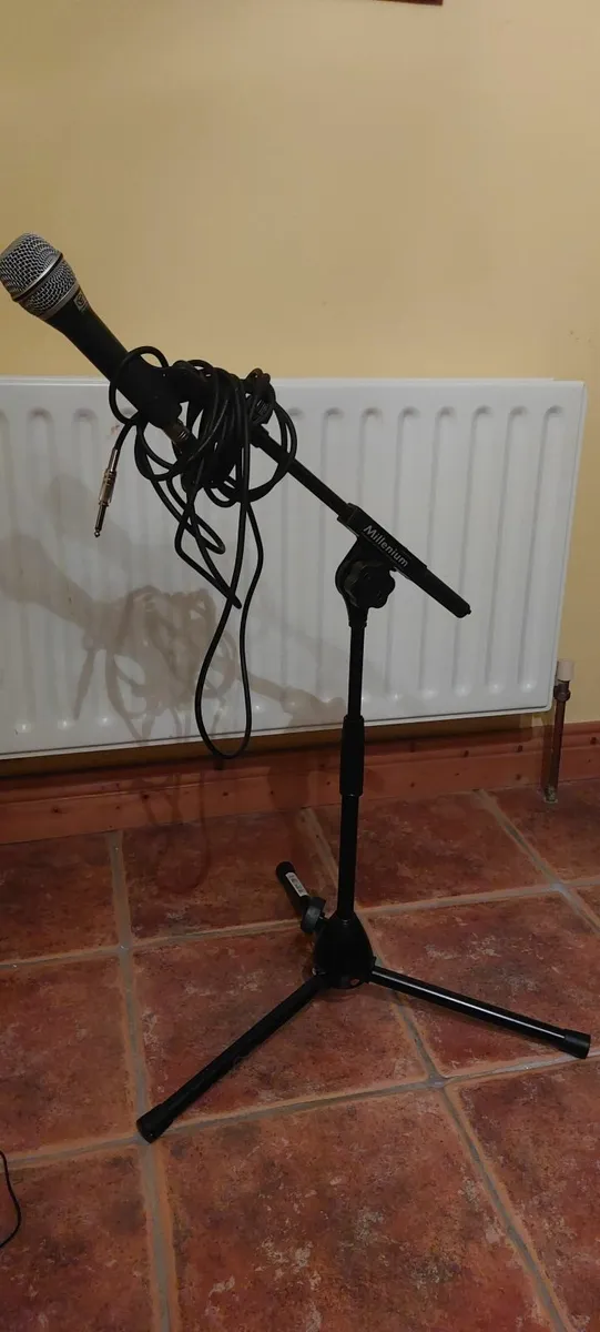 Vocal microphone - Image 1