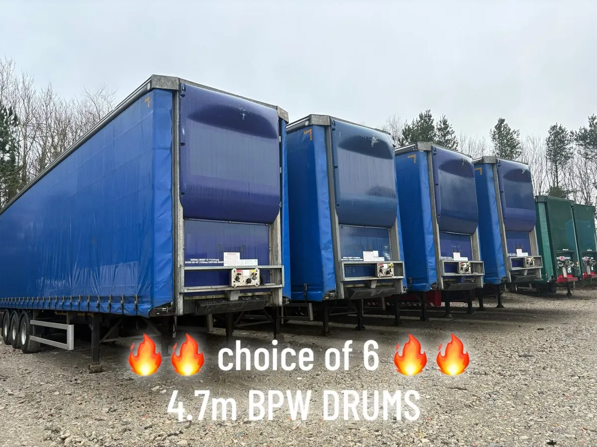Choice of 6 Curtainside trailers - Image 1