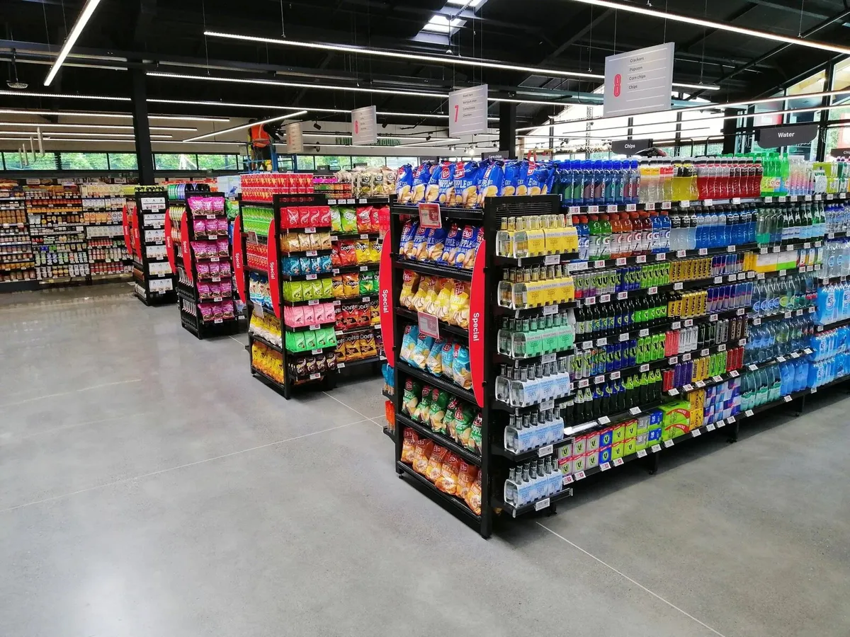 WE BUY SHELVING - SHOPS - WAREHOUSE - SUPERMARKET - Image 4