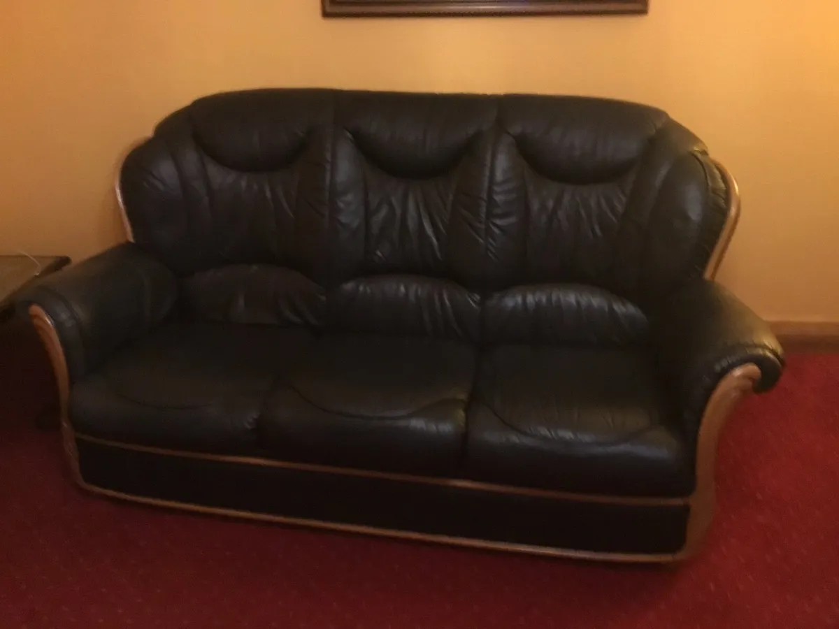 3 piece suite - Image 1