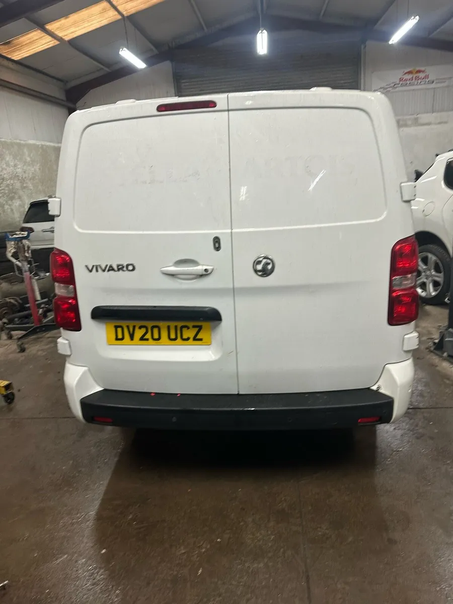 2020 Vauxhall vivaro for breaking only - Image 4