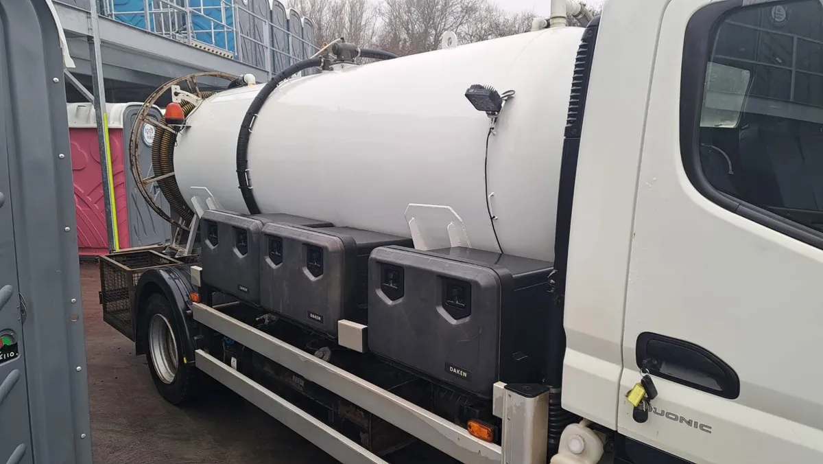 Mitsubishi portaloo vacuum sucker - Image 4