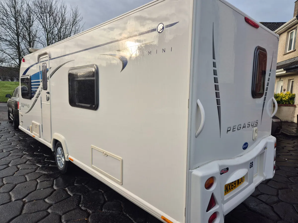 Bailey  Pegasus  GT65  Rimini  Fixed Single  Beds - Image 4