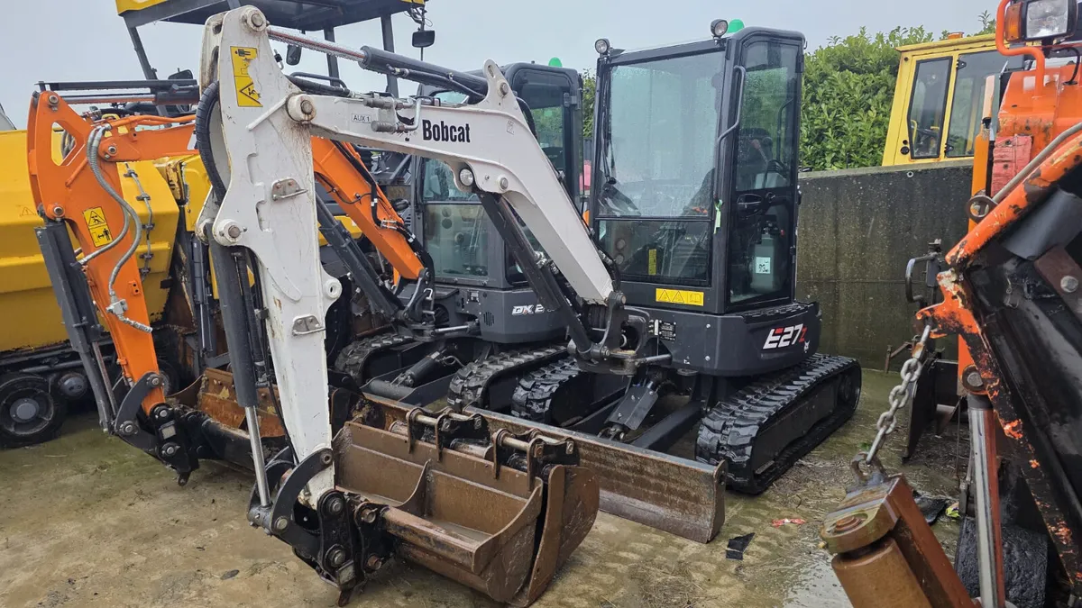 Bobcat E27z  Mini Excavator (low hours) - Image 1
