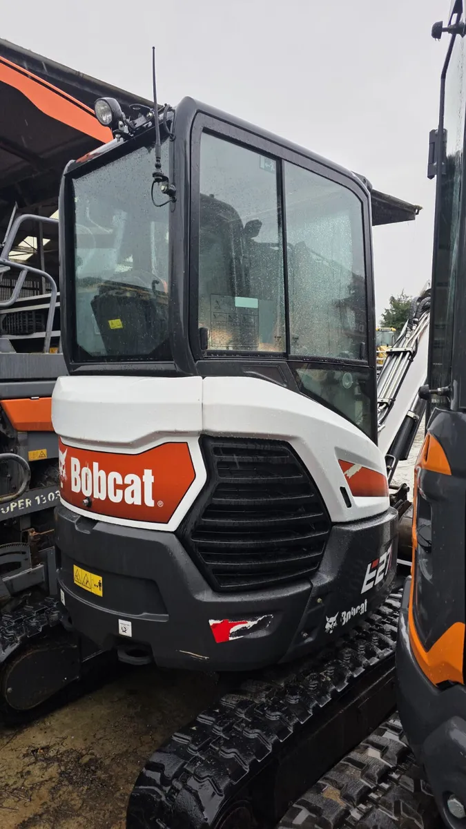 Bobcat E27z  Mini Excavator (low hours) - Image 4