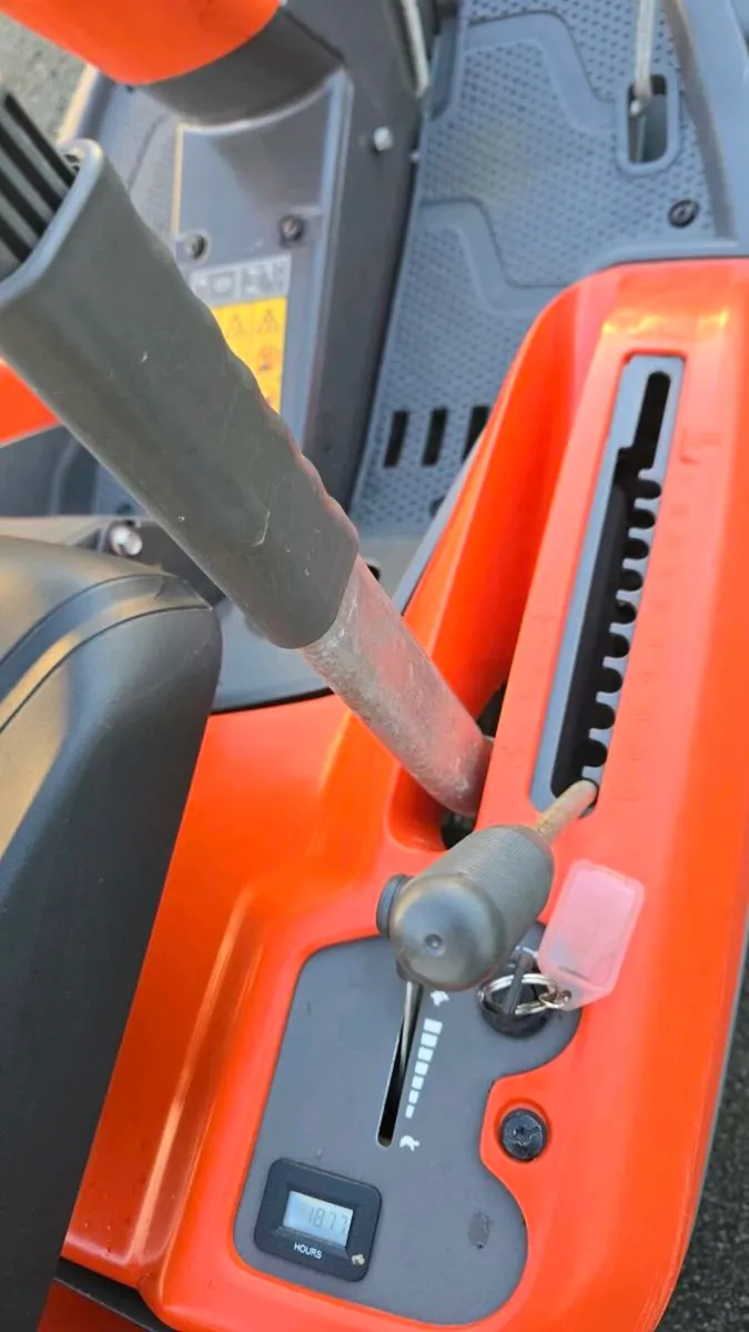 R214TC Husqvarna - Image 3