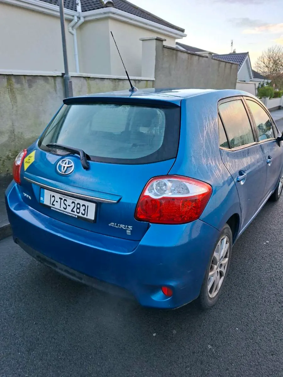 TOYOTA AURIS 2012 - Image 3