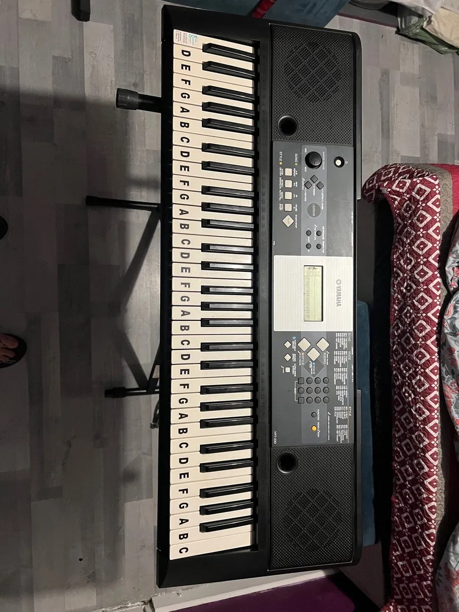 Keyboard piano - Image 1