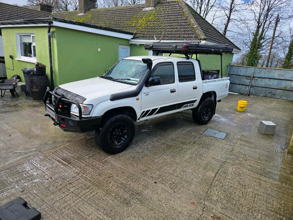 Toyota hilux - Image 1