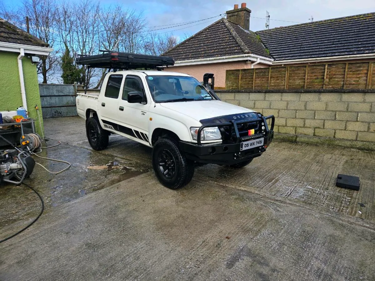 Toyota hilux - Image 2