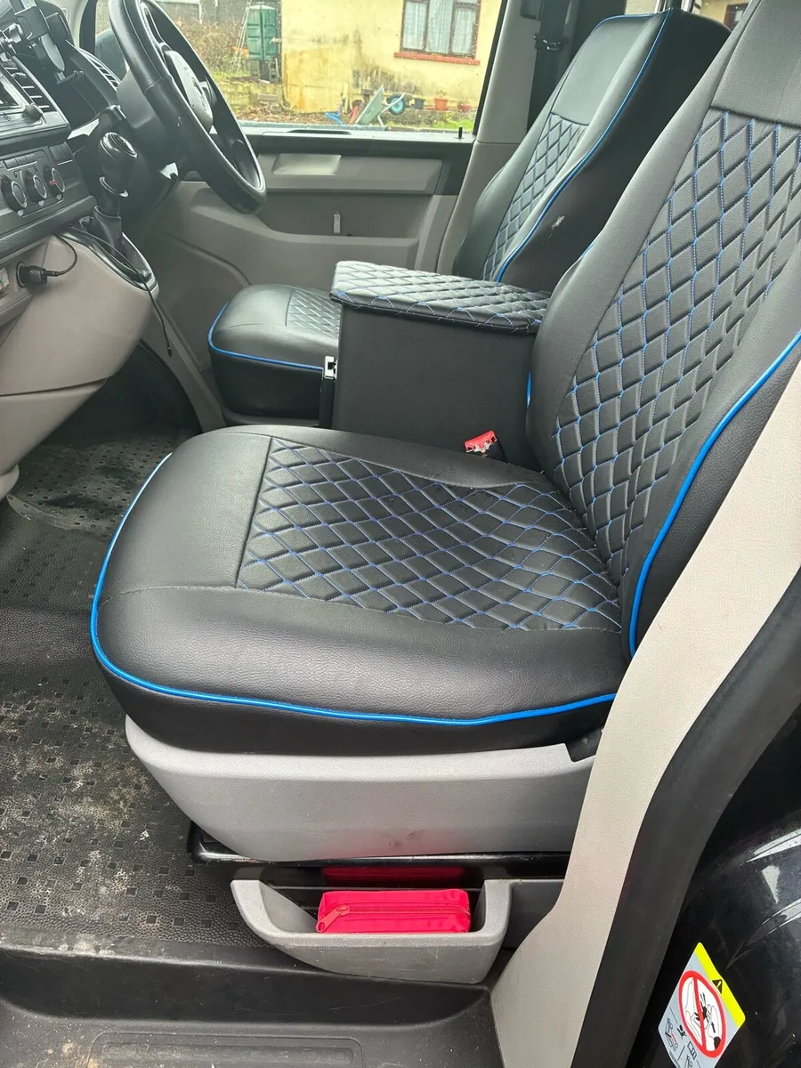 Passenger seat and base - Image 3