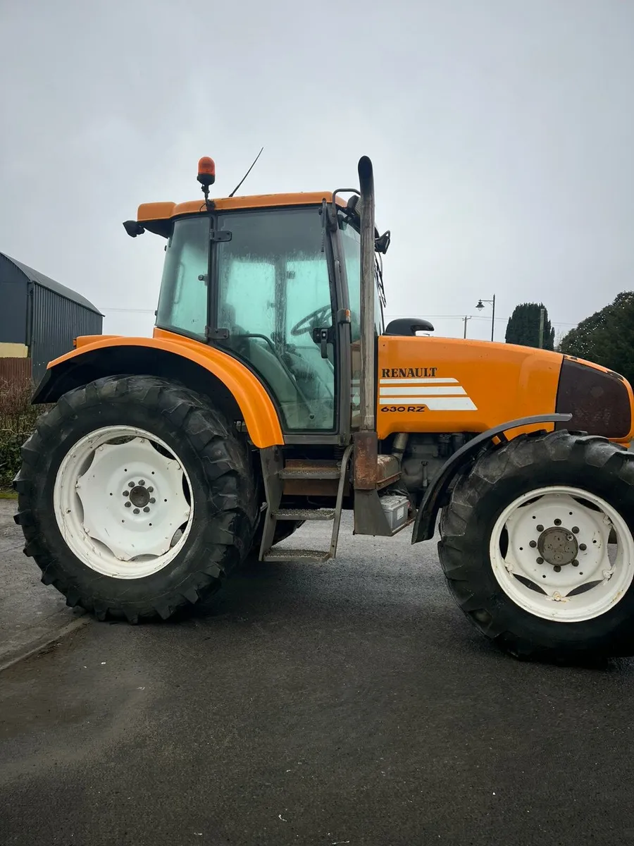 Renault 630RZ - Image 1