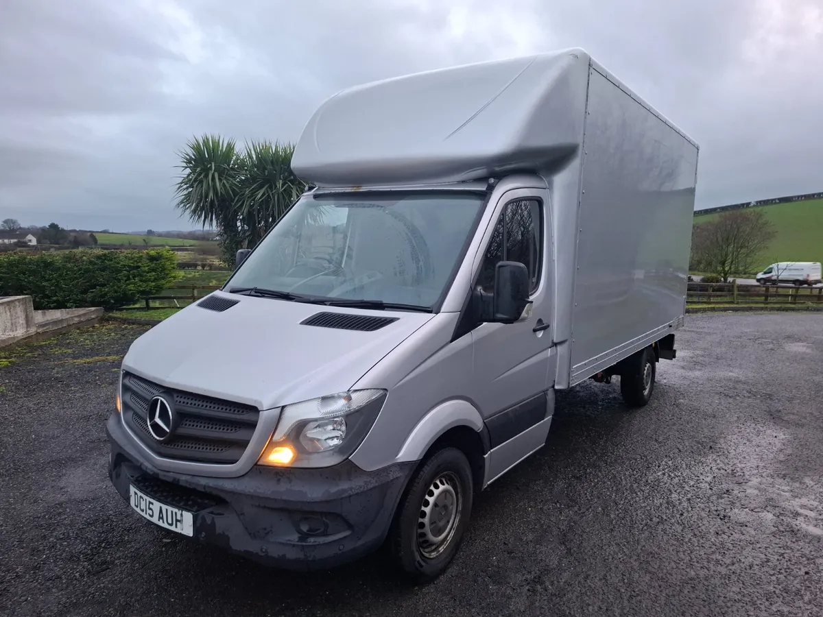 Mercedes Sprinter Luton - Image 3