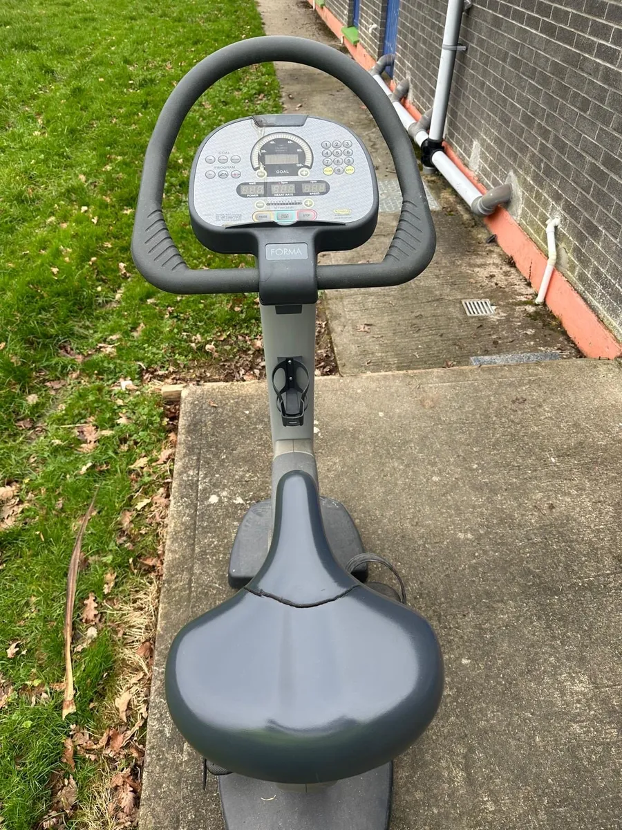 Exercise bike - Image 2