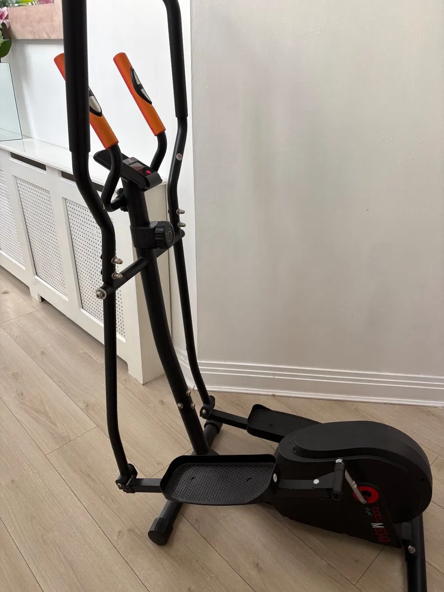 Cross Trainer - Image 4