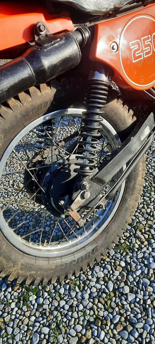 Suzuki  250  ds - Image 3