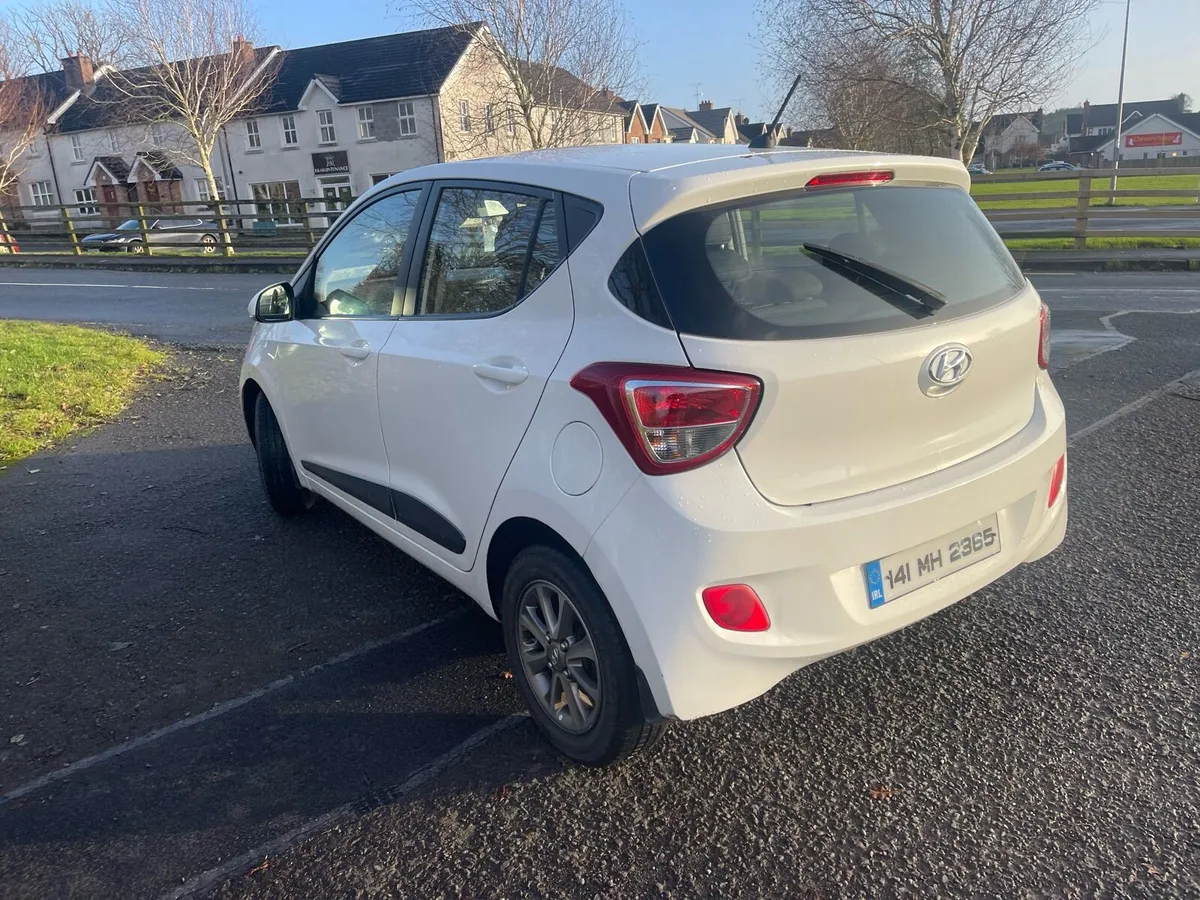 2014 Hyundai i10 Automatic - Image 3