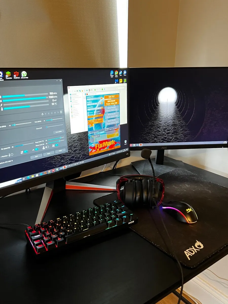 Pc with Monitors R7 RTX2080 ti - Image 1