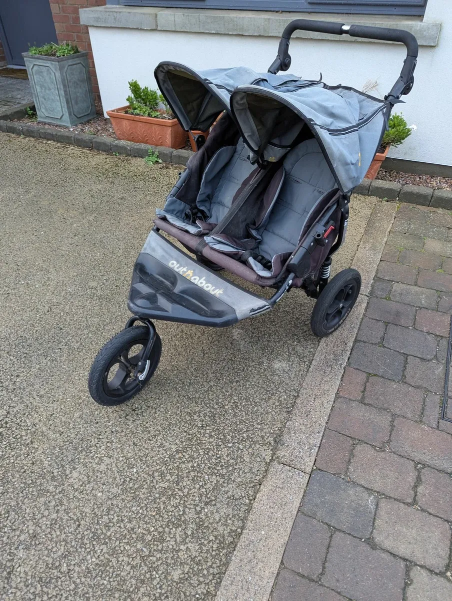 Outnabout double buggy - Image 1