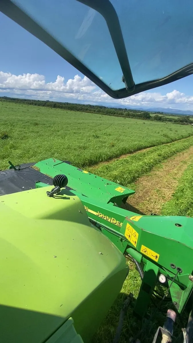 John deere mowers - Image 1