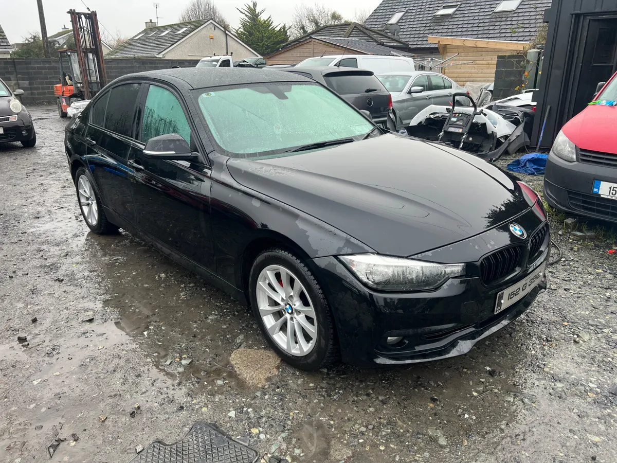 2015 Bmw 3 Series - Image 2
