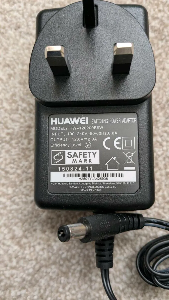 Cables, chargers, power adaptor - Image 4