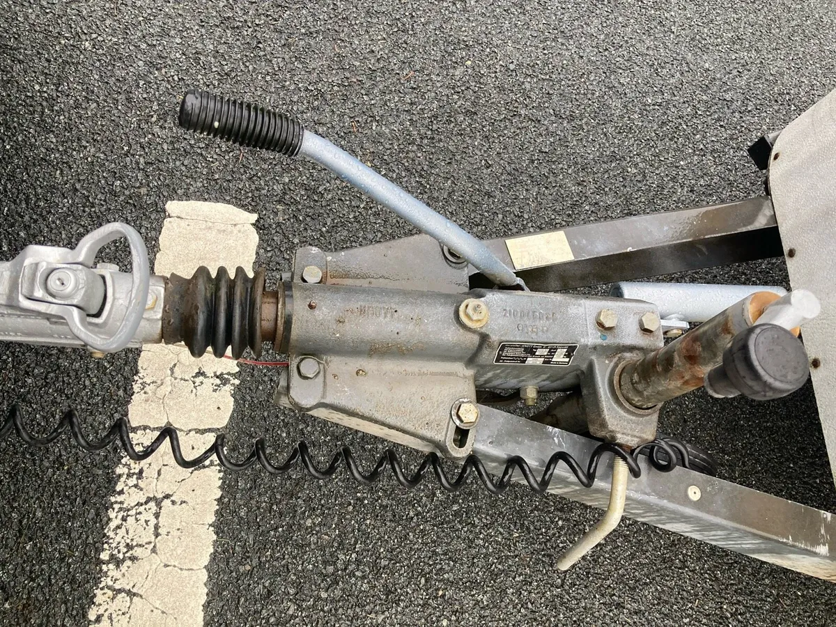 Ifor Williams horse box - Image 4