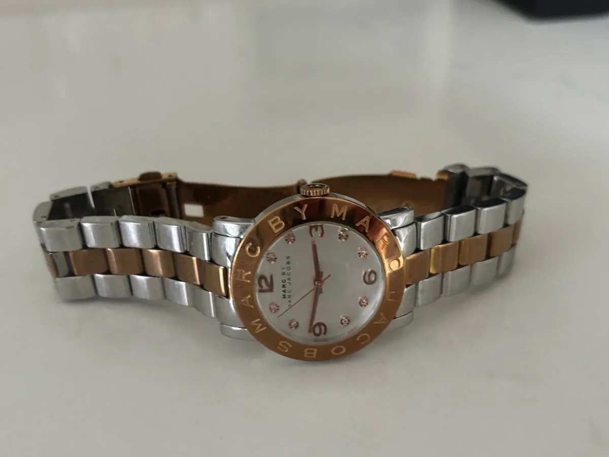 Marc Jacobs ladies watch 2 tone - Image 4