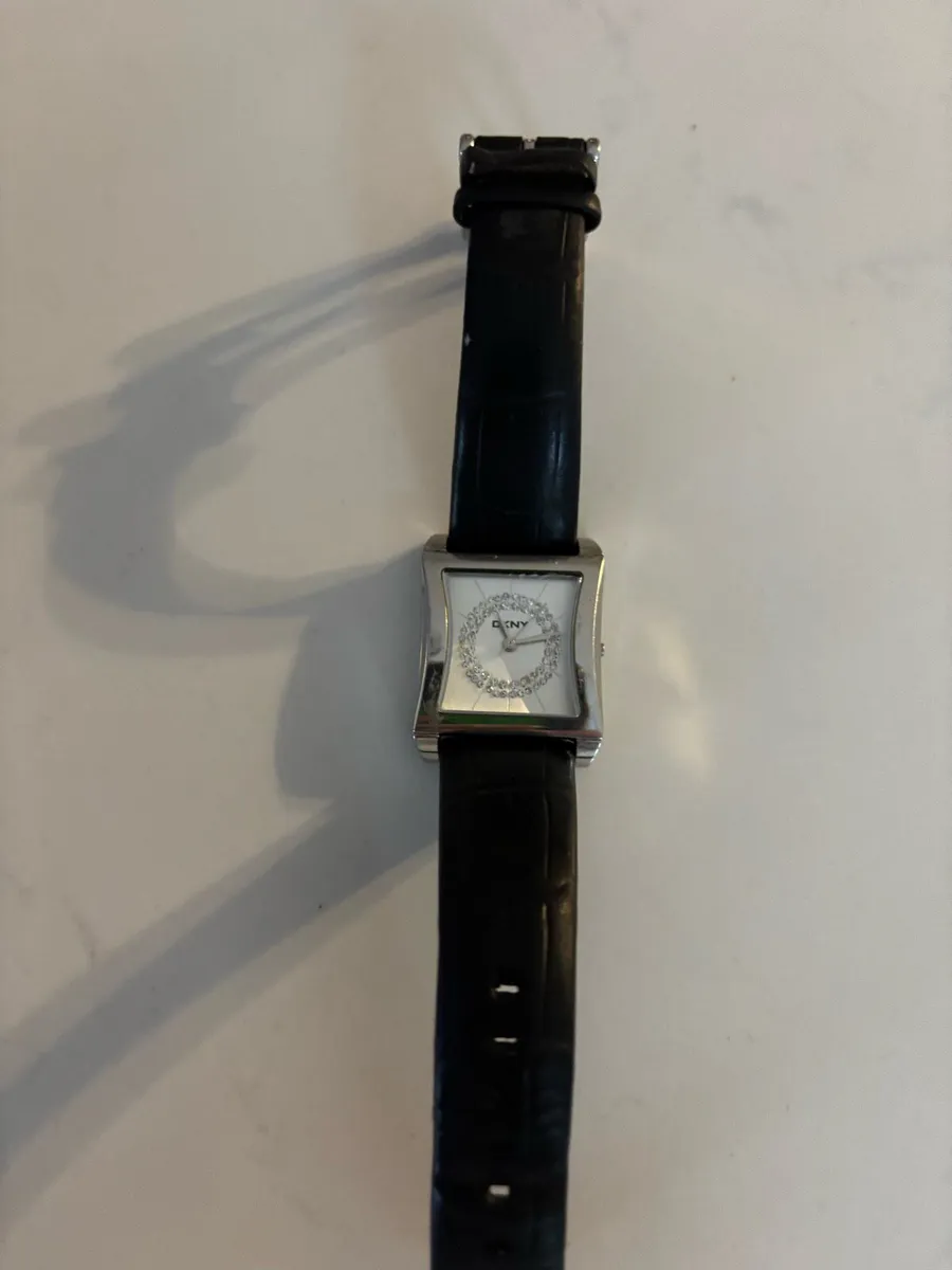 DKNY ladies watch - Image 2