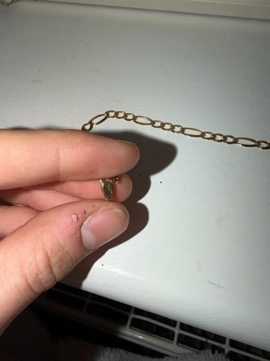 Gold chain - Image 3