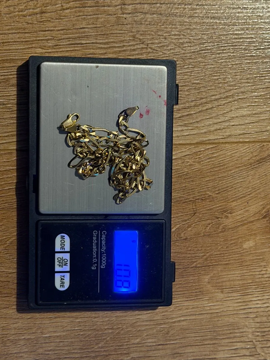 Gold chain - Image 1