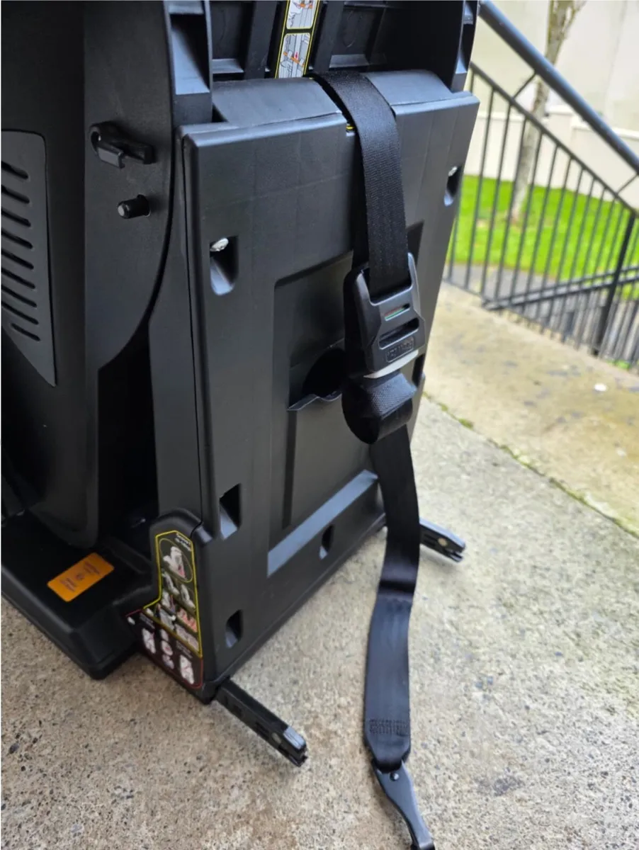 Car Seat for Sale - Image 3