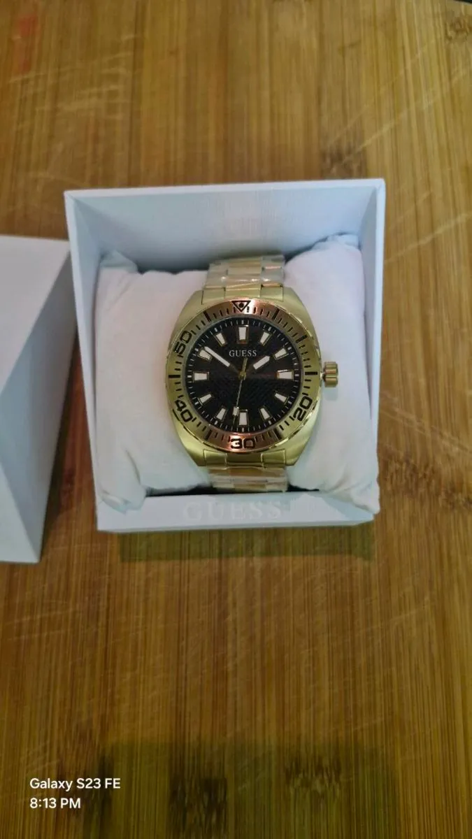 Guess gold 42 mm Black Dial Men Analog Watch- - Image 2