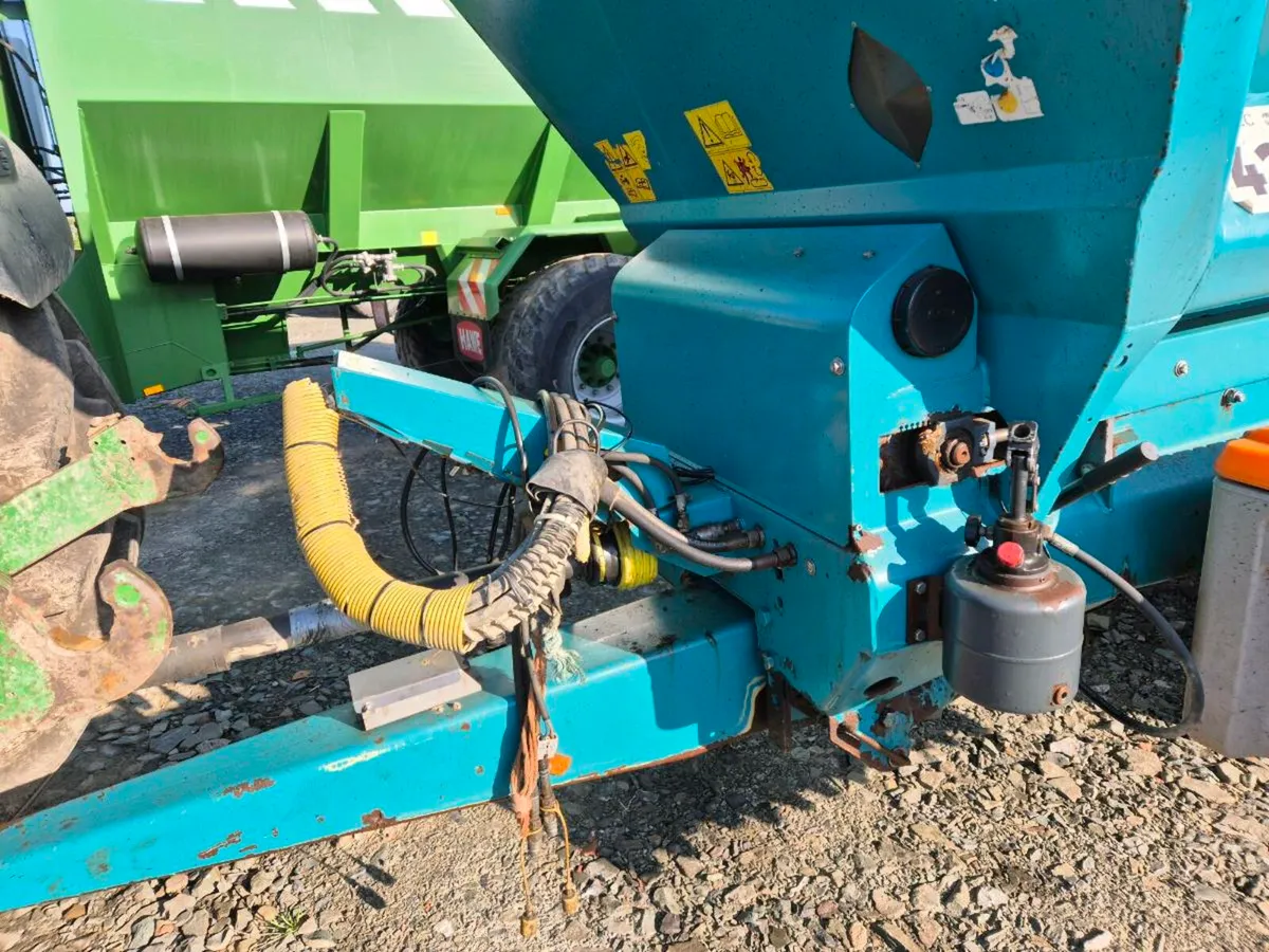 Fertiliser - Image 3