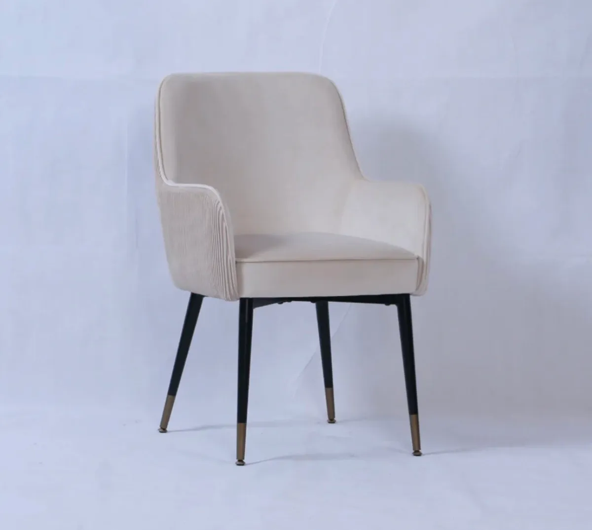 Dining chairs x 4 - Image 1