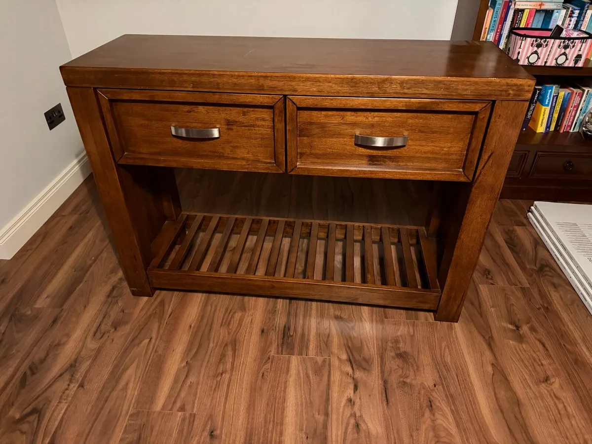 Console table - Image 1