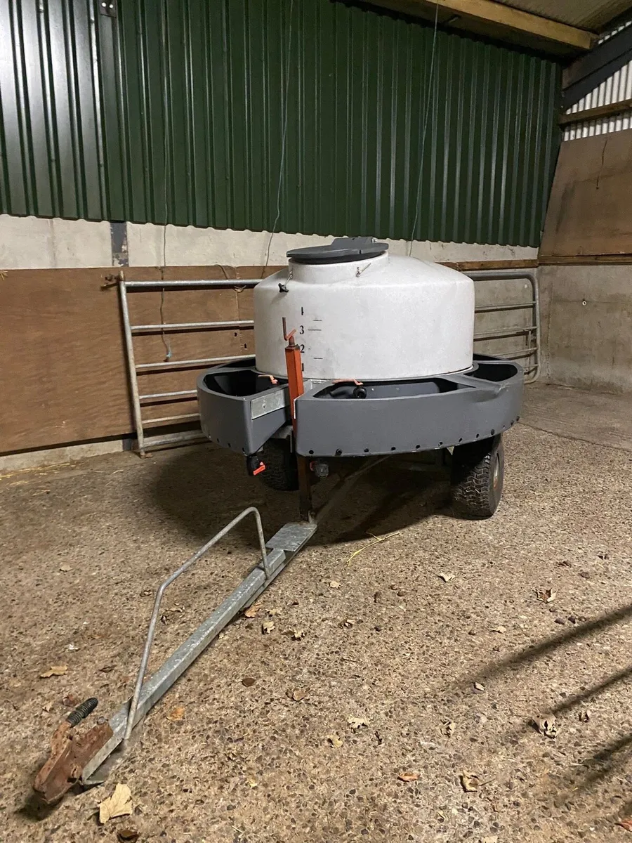 Mobile milk feeder - Image 3