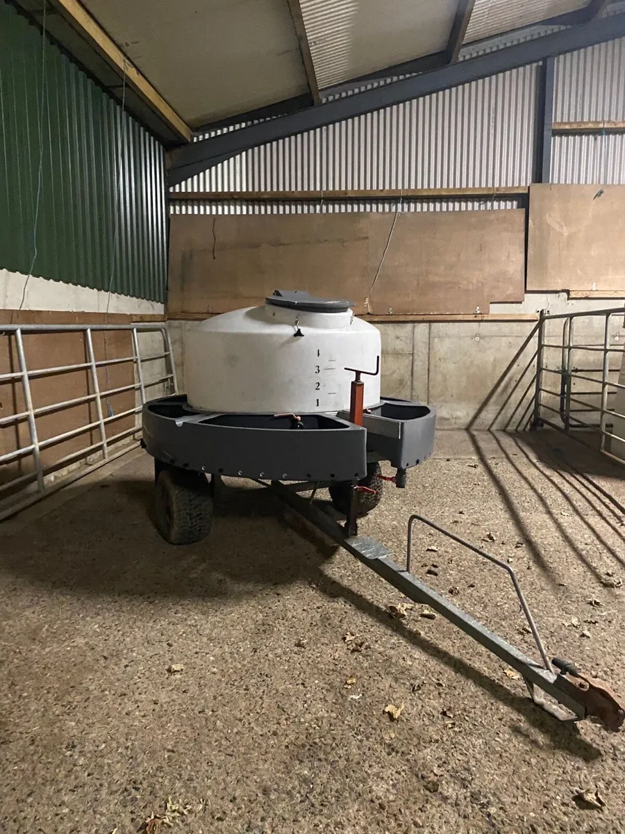 Mobile milk feeder - Image 1