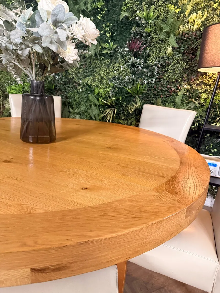 Solid oak kitchen table & 6 chairs/dining set - Image 4