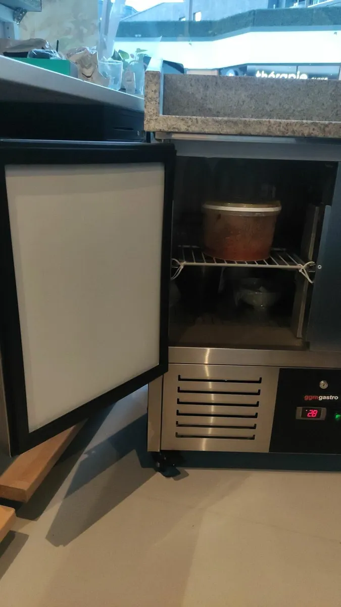 Double door fridge - Image 1