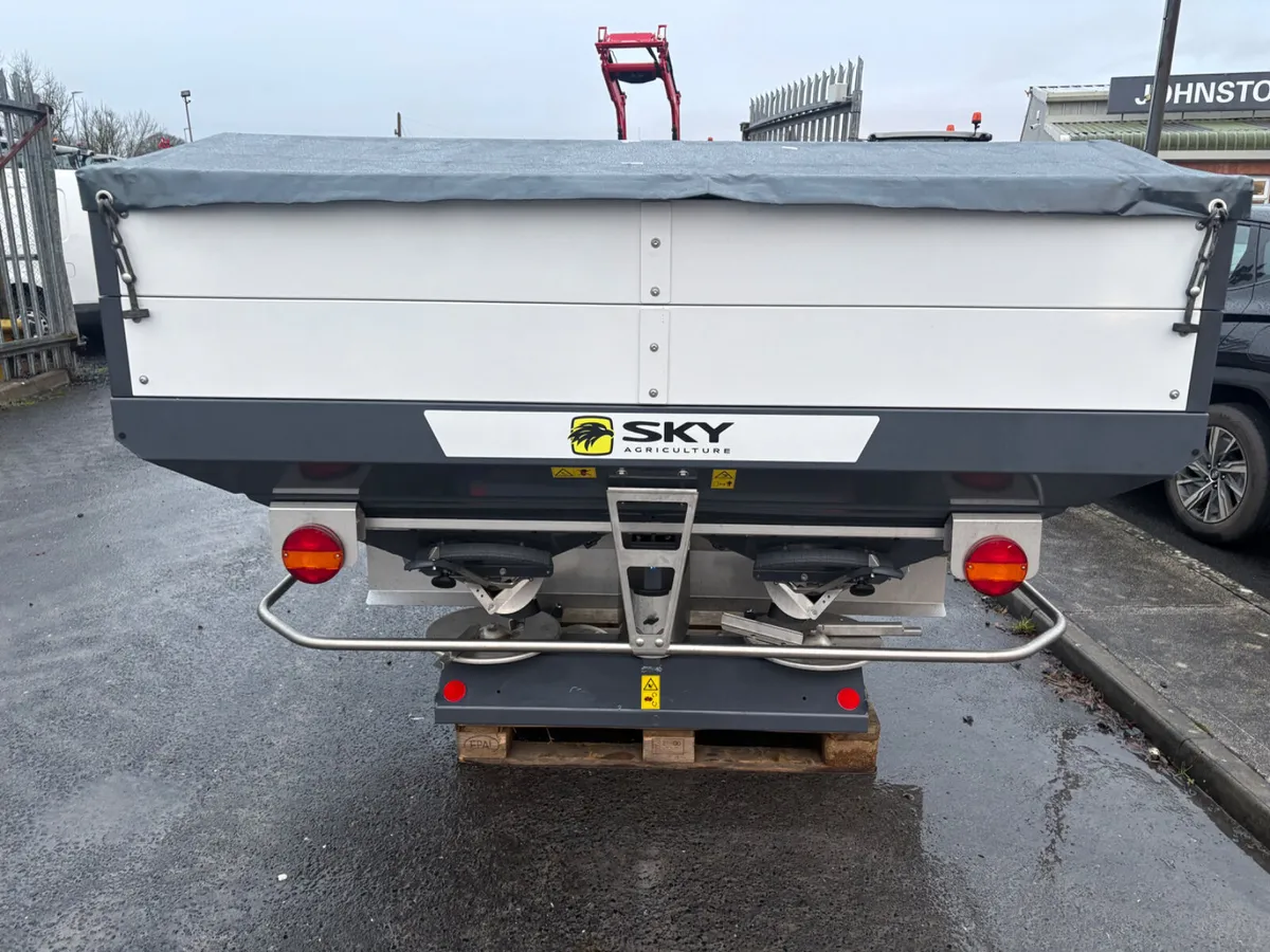 New SKY (Sulky) Fertiliser spreaders - Image 1