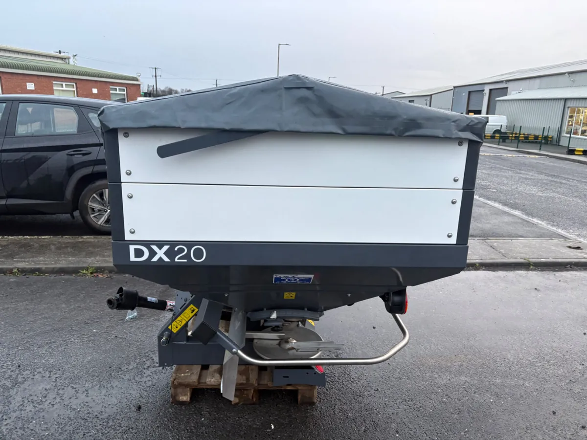 New SKY (Sulky) Fertiliser spreaders - Image 4