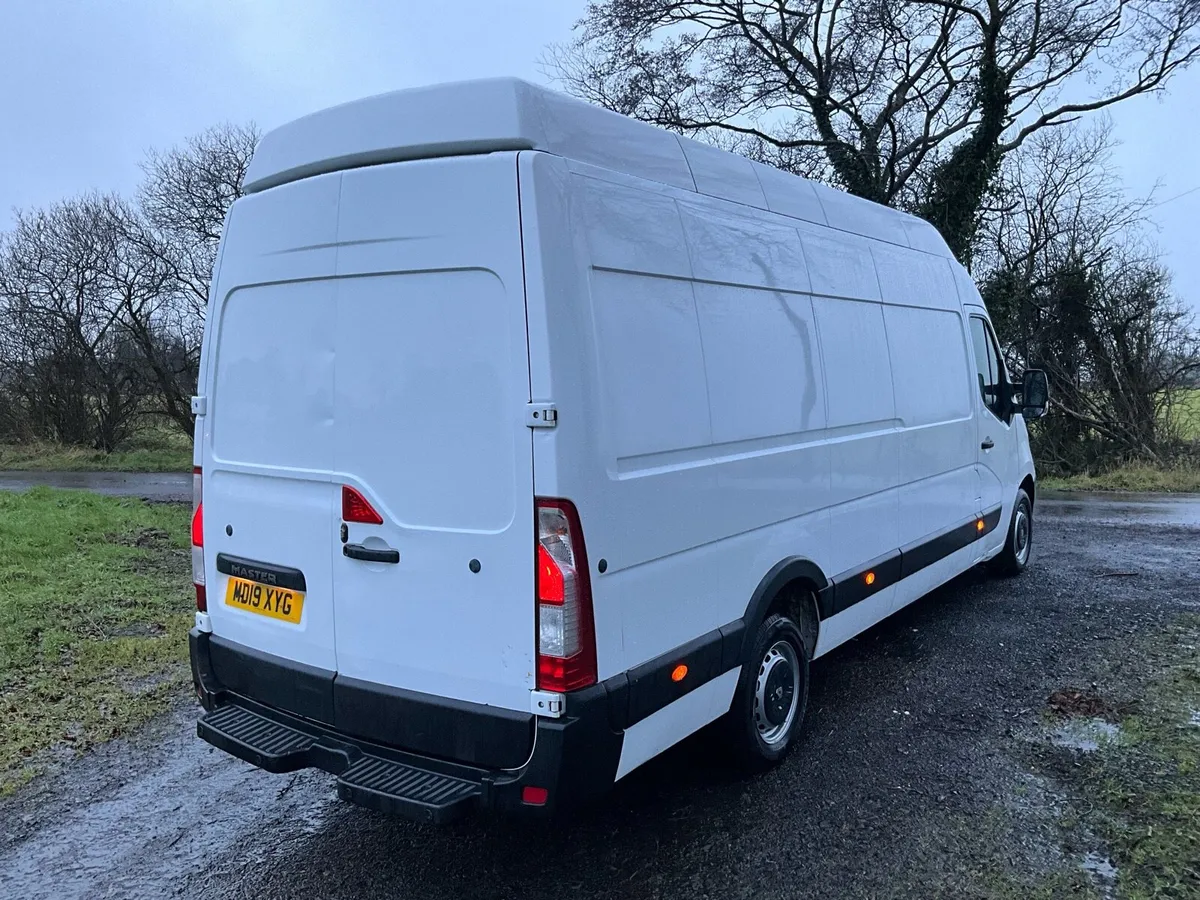 2019 Renault Master 2.3 145ps L4 H3 RWD - Image 3