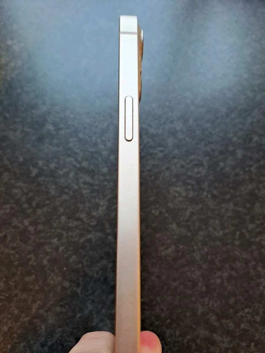 Iphone 13 - Image 4