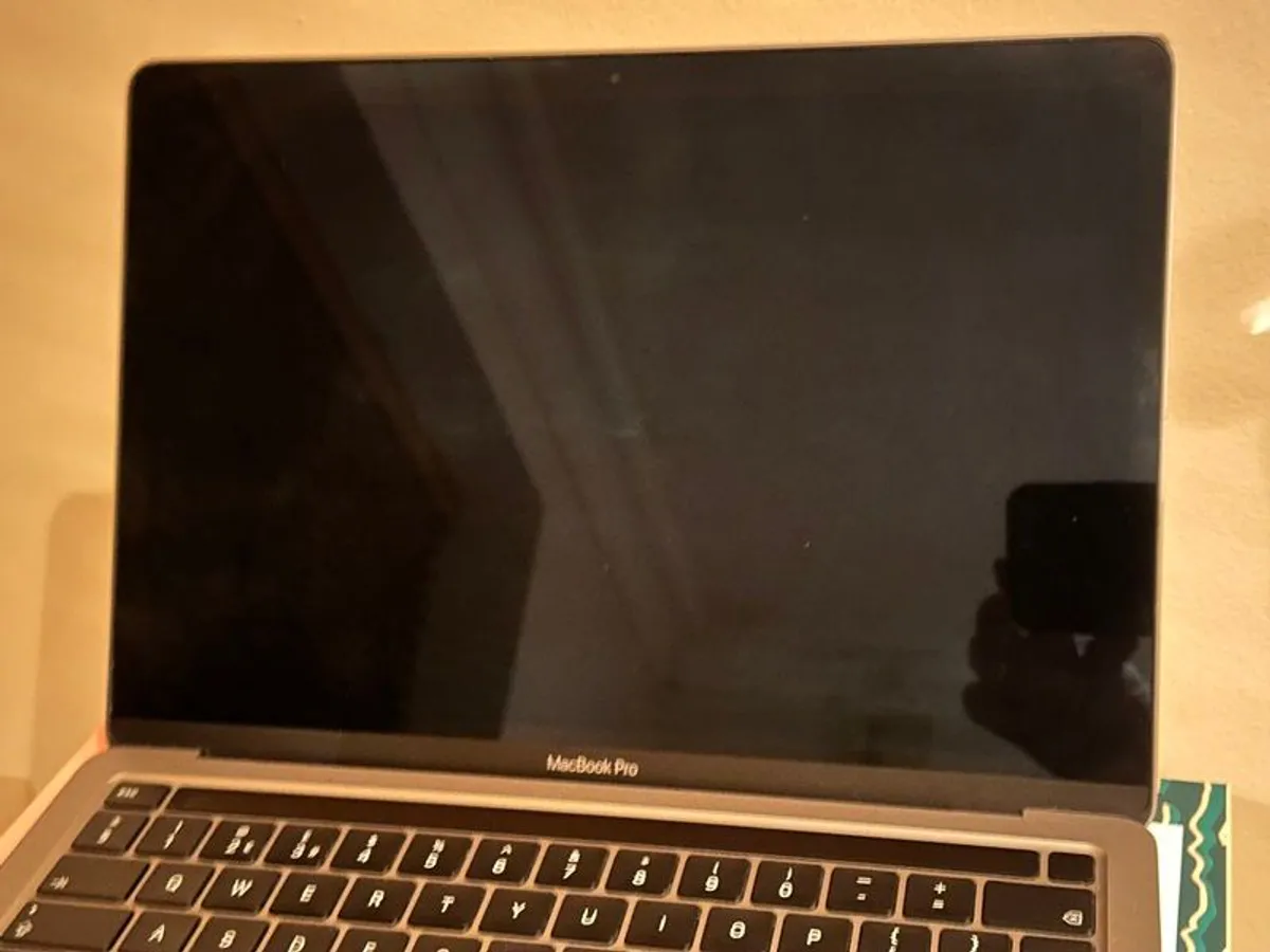 Apple MacBook Pro with Retina Display - Image 3