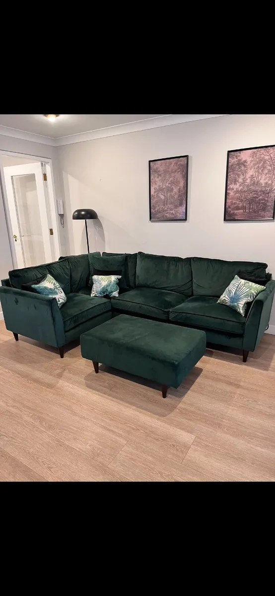 OPEN TO OFFERS Corner Sofa