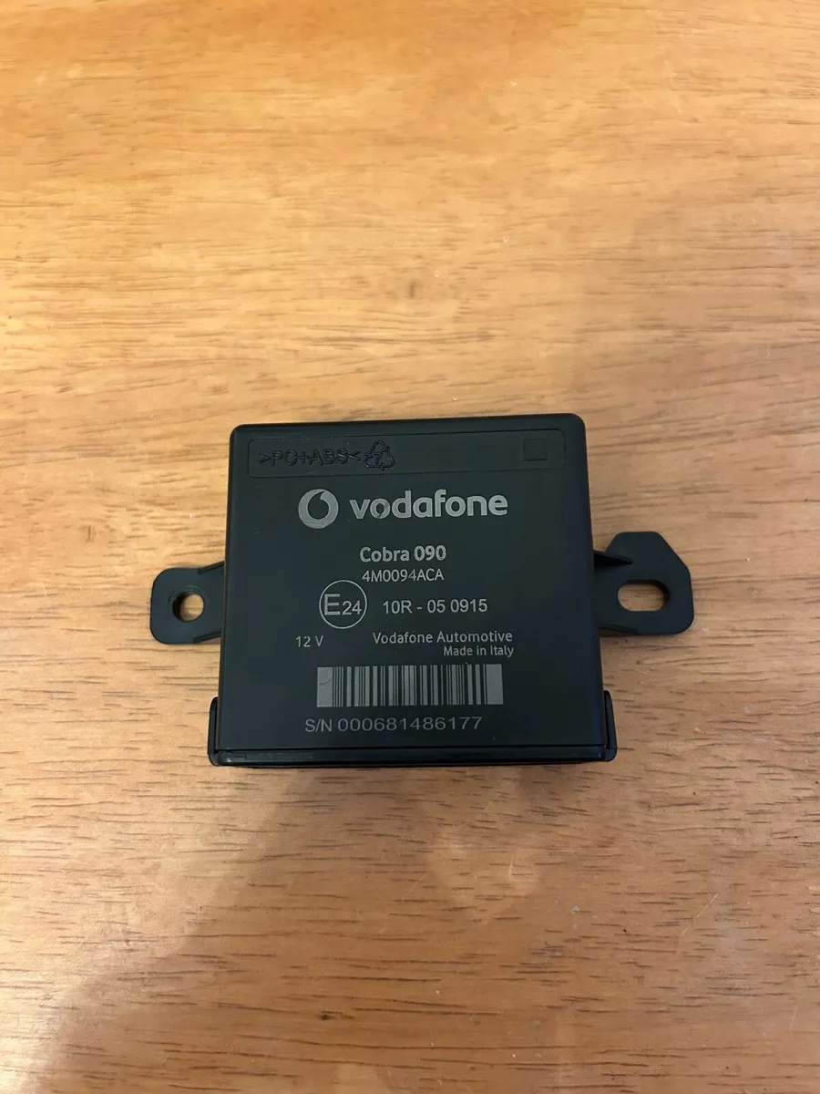 Cobra 090 Parking Sensor Kit - Image 1